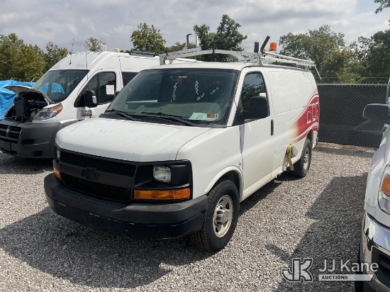 (Verona, KY) 2011 Chevrolet Express G2500 Cargo Van Not Running, Condition Unknown) (Fuel Tank Not S