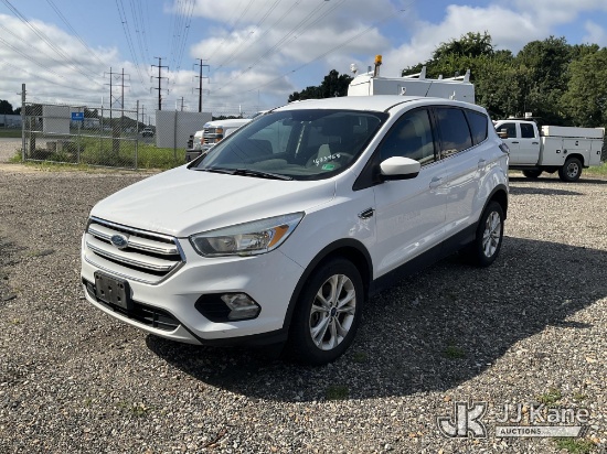(Chester, VA) 2017 Ford Escape 4x4 4-Door Sport Utility Vehicle Runs & Moves) (Dash Warning Indicato