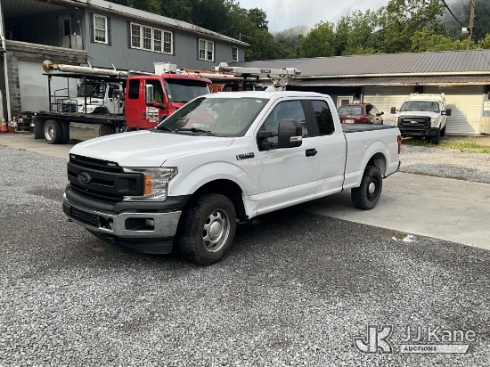 (Hanover, WV) 2020 Ford F-150 Extended-Cab Pickup Truck Runs & Moves) (Dash Warning Indicators On