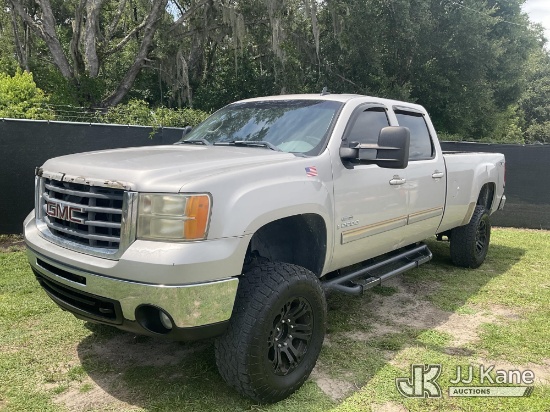(Tampa, FL) 2008 GMC Sierra 2500HD 4x4 Crew-Cab Pickup Truck Runs & Moves) (Engine Performance Conce
