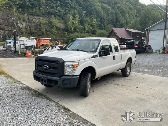 (Hanover, WV) 2015 Ford F-250 SD Extended-Cab Pickup Truck Runs & Moves) (Dash Warning Indicators On