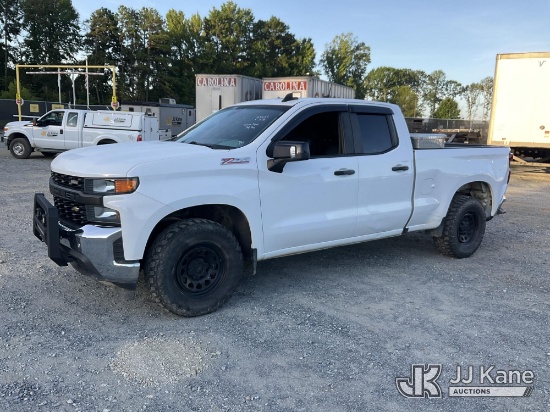 (China Grove, NC) 2021 Chevrolet Silverado 1500 4x4 Extended-Cab Pickup Truck Runs & Moves) (Seller