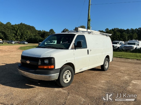 (Byram, MS) 2014 Chevrolet Express G2500 Cargo Van Runs & Moves) (Low Fuel Light On