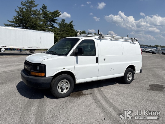 (Lebanon, TN) 2015 Chevrolet Express G2500 Cargo Van Runs & Moves) (Dash Warning Indicators On