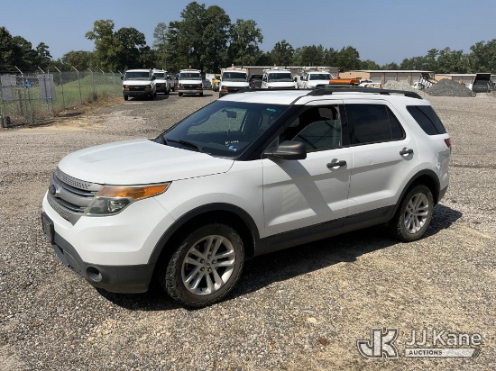 (Chester, VA) 2015 Ford Explorer 4X4 4-Door Sport Utility Vehicle Runs & Moves) (Seller States: Bad