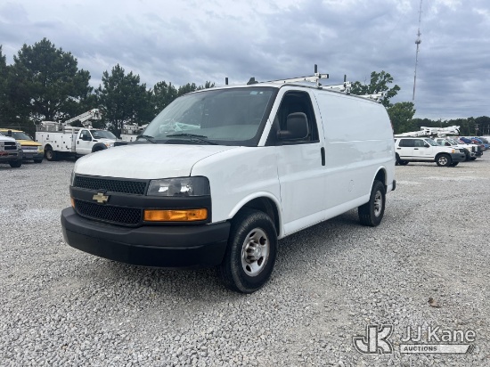 (Villa Rica, GA) 2019 Chevrolet Express G2500 Cargo Van Runs & Moves) (Exhaust Leak, Driver's Door H