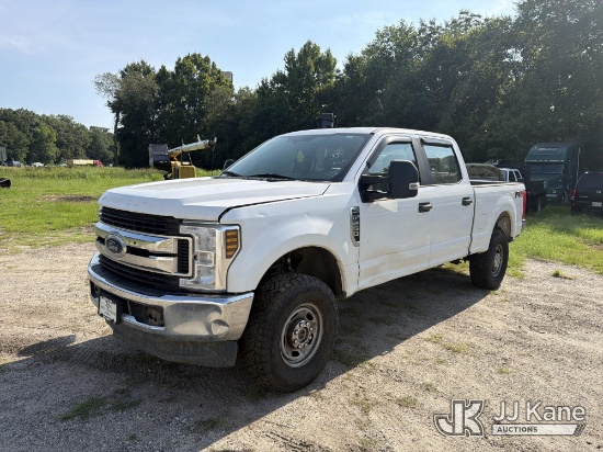 (Florence, SC) 2018 Ford F250 4x4 Crew-Cab Pickup Truck Runs & Moves) (Missing Battery, Engine Won't