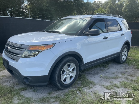 (Tampa, FL) 2014 Ford Explorer 4-Door Sport Utility Vehicle Runs & Moves)(FL Residents Purchasing Ti