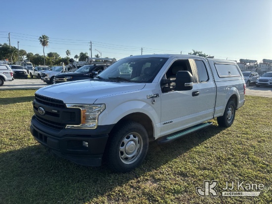 (Riviera Beach, FL) 2019 Ford F150 Extended-Cab Pickup Truck Runs & Moves) (FL Residents Purchasing