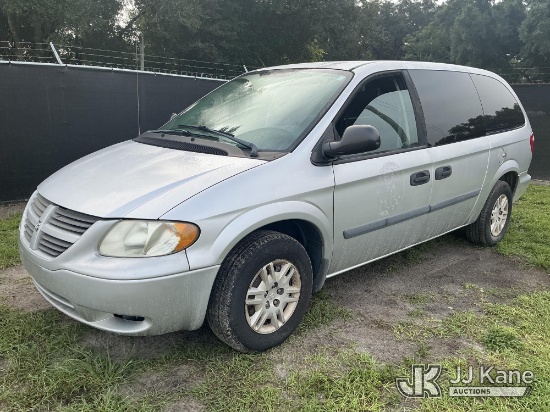 (Tampa, FL) 2006 Dodge Grand Caravan Mini Passenger Van, State of Florida Unit Runs & Moves) (Dash W