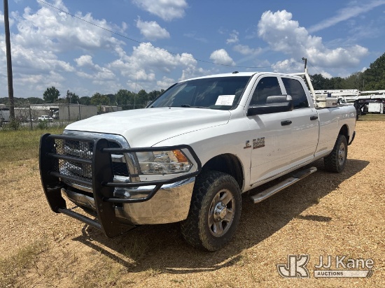 (Byram, MS) 2018 Ram 3500 4x4 Crew-Cab Pickup Truck Runs & Moves) (Exterior Defects, Windshield Defi