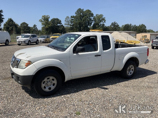 (Chester, VA) 2016 Nissan Frontier Extended-Cab Pickup Truck Runs & Moves) (Exterior Defects