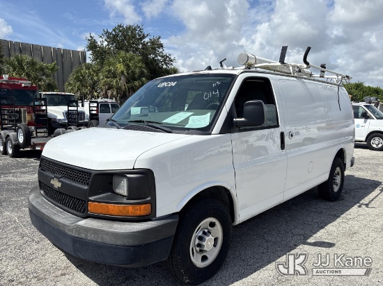 (West Palm Beach, FL) 2013 Chevrolet Express G2500 Cargo Van Runs & Moves) (FL Residents Purchasing