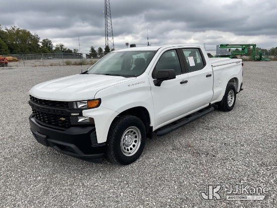 (Verona, KY) 2019 Chevrolet Silverado 1500 Crew-Cab Pickup Truck Duke Unit) (Runs & Moves) (Dash War