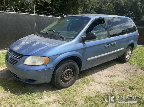 (Tampa, FL) 2007 Dodge Grand Caravan SE Mini Passenger Van, State of Florida Unit Runs & Moves