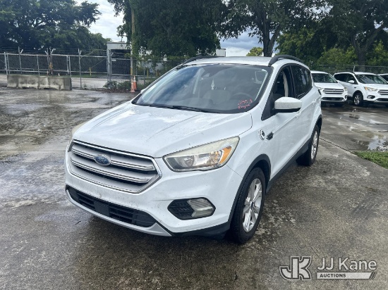 (Riviera Beach, FL) 2018 Ford Escape SE FWD 4-Door Sport Utility Vehicle Runs & Moves)( Engine Perfo