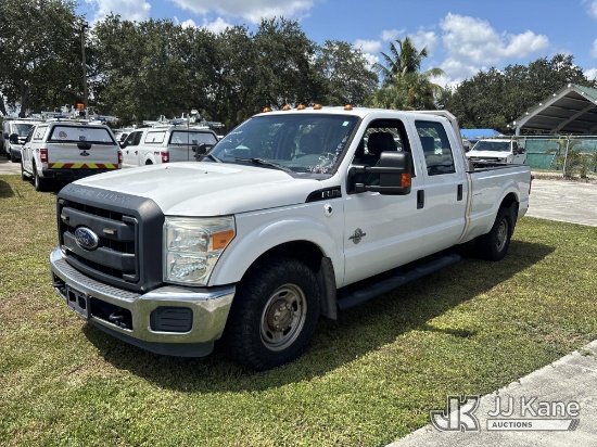 (Riviera Beach, FL) 2016 Ford F250 Crew-Cab Pickup Truck Runs & Moves) (Dash Warning Indicators On)