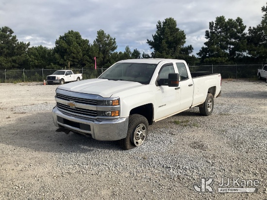 (Villa Rica, GA) 2017 Chevrolet Silverado 2500HD Extended-Cab Pickup Truck Runs & Moves) (Engine Per