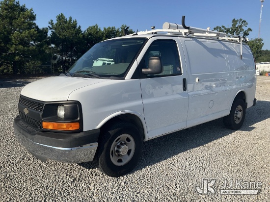 (Villa Rica, GA) 2014 Chevrolet Express G2500 Cargo Van Runs & Moves