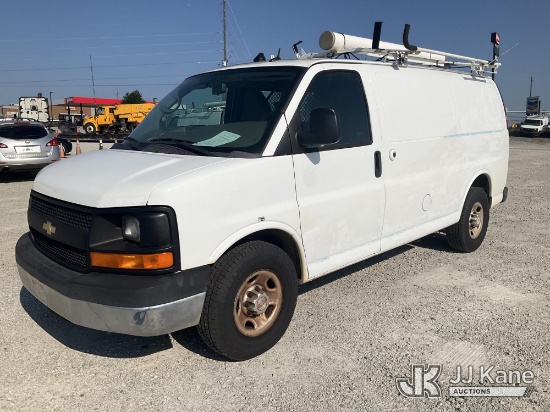 (Villa Rica, GA) 2014 Chevrolet Express G2500 Cargo Van Runs & Moves