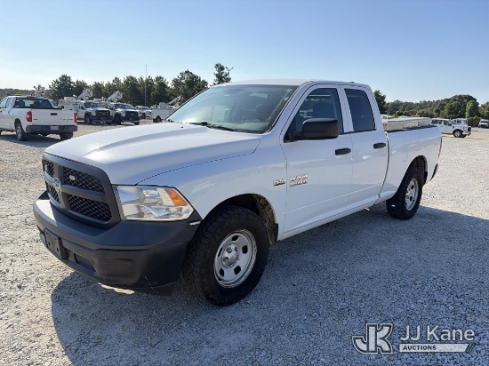 (Villa Rica, GA) 2016 Ram 1500 4x4 Extended-Cab Pickup Truck Runs & Moves) (Seller States: Rear End