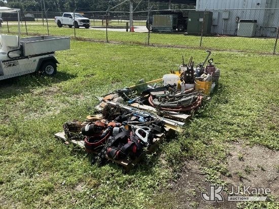 (Tampa, FL) Lot of Concrete Working/Finishing Tools (Bits Condition Unknown