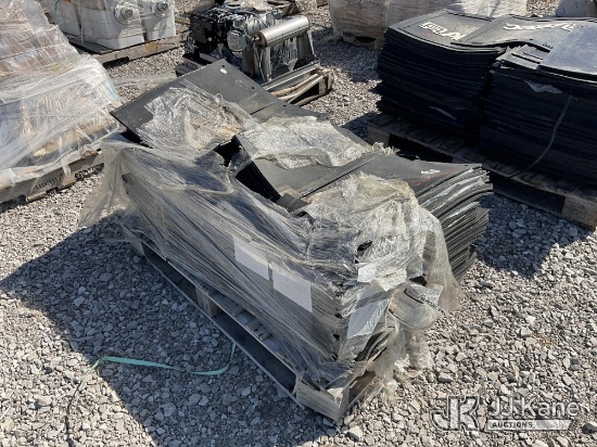 (Verona, KY) (1) Pallet of Mud Flaps (Condition Unknown) NOTE: This unit is being sold AS IS/WHERE I