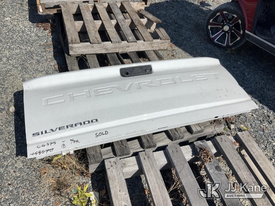 (China Grove, NC) Chevrolet Silverado Tailgate w/Back Up Camara NOTE: This unit is being sold AS IS/