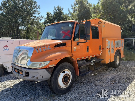 (Villa Rica, GA) 2006 International 4300 Crew-Cab Enclosed Utility Truck Runs & Does Not Move) (Driv