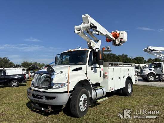 (Riviera Beach, FL) Altec TA40, Articulating & Telescopic Bucket Truck mounted behind cab on 2014 In