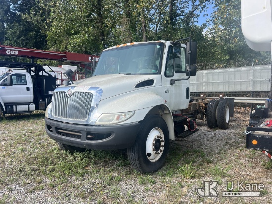 (Birmingham, AL) 2003 International 4400 Cab & Chassis Runs) (Brake System Non-Operational- Brake Dr