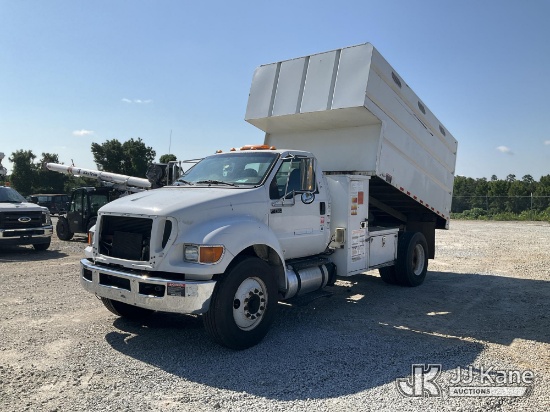 (Villa Rica, GA) 2013 Ford F750 Chipper Dump Truck Runs, Moves & Dump Operates) (Dash Warning Indica