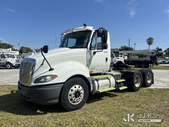 (Riviera Beach, FL) 2009 International Prostar T/A Truck Tractor Runs & Moves) (FL Residents Purchas