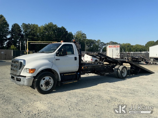 (China Grove, NC) 2013 Ford F650 Roll Back Truck Runs, Moves & Operates) (Dash Warning Indicators On