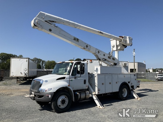 (China Grove, NC) Altec AA55-MH, Material Handling Bucket Truck rear mounted on 2019 International 4