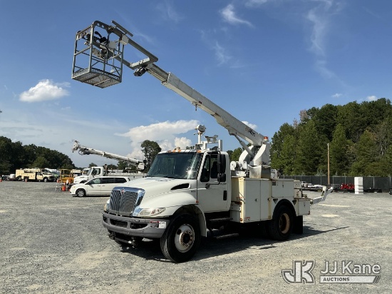 (China Grove, NC) Altec A40P, Telescopic Non-Insulated Cable Placing Bucket Truck rear mounted on 20