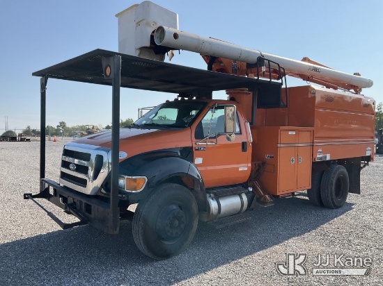 (Verona, KY) Altec LR756, Over-Center Bucket Truck mounted behind cab on 2015 Ford F-750 Chipper Dum