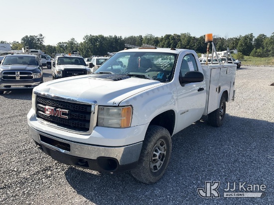(Verona, KY) 2011 GMC Sierra 2500HD 4x4 Service Truck Runs & Moves) (Dash Warning Indicators On, Eng