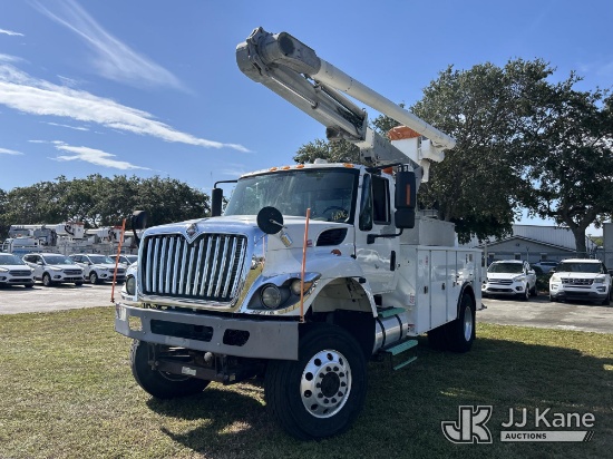 (Riviera Beach, FL) Altec L42A, Over-Center Bucket rear mounted on 2014 International 7300 4x4 Utili
