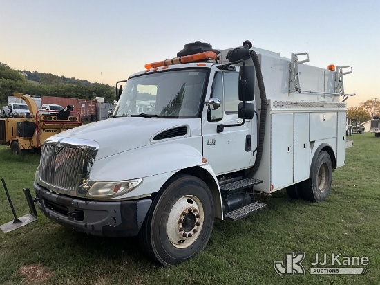 (Kodak, TN) 2006 International 4300 Enclosed Utility Truck Runs & Moves