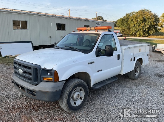 (Kodak, TN) 2005 Ford F-250 SD Service Truck, 2005 Ford F250 4x4