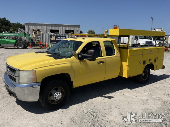 (Chester, VA) 2009 Chevrolet Silverado 3500HD 4x4 Extended-Cab Service Truck Runs & Moves
