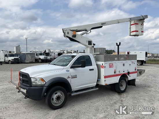 (Chester, VA) Versalift TEL29NE03, Telescopic Non-Insulated Bucket Truck mounted behind cab on 2013