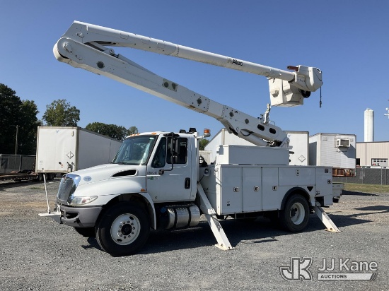 (China Grove, NC) Altec AA55-MH, Articulating & Telescopic Material Handling Bucket Truck rear mount