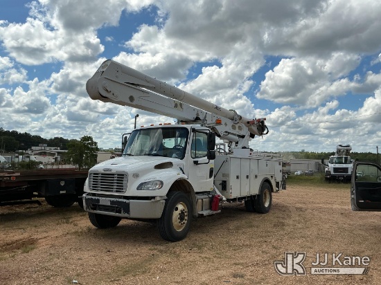 (Jackson, MS) Altec AA55E-MH, Material Handling Bucket Truck rear mounted on 2018 Freightliner M2 Ut