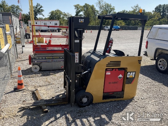 (Verona, KY) Caterpillar ES5000-36V Stand-Up Forklift Duke Unit) (Not Running, Condition Unknown, Ri