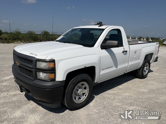(Hawk Point, MO) 2015 Chevrolet Silverado 1500 4x4 Pickup Truck Runs & Moves) (Hail Damage