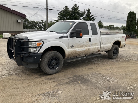 (South Beloit, IL) 2015 Ford F-250 SD Extended-Cab Pickup Truck Not Running, Condition Unknown) (Das