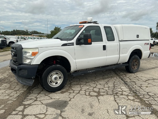 (South Beloit, IL) 2015 Ford F-250 SD Extended-Cab Pickup Truck Runs & Moves) (Engine Performance Co