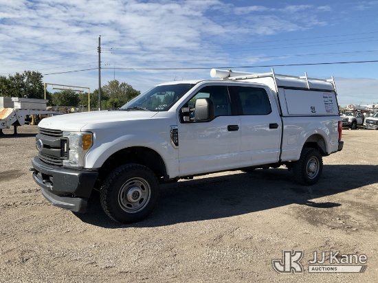 (South Beloit, IL) 2017 Ford F-250 SD Crew-Cab Pickup Truck Runs & Moves)(Dash Warning Indicators On